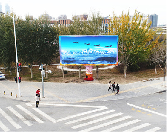 临沧户外大屏广告投放要点。